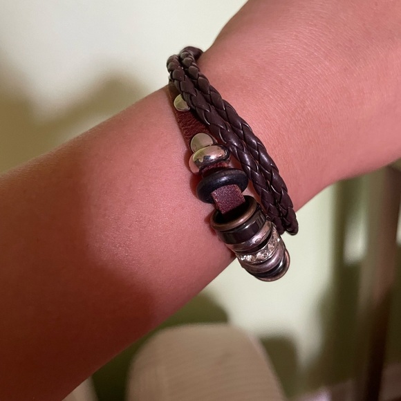 Boho leather and metal bracelet - Picture 3 of 4